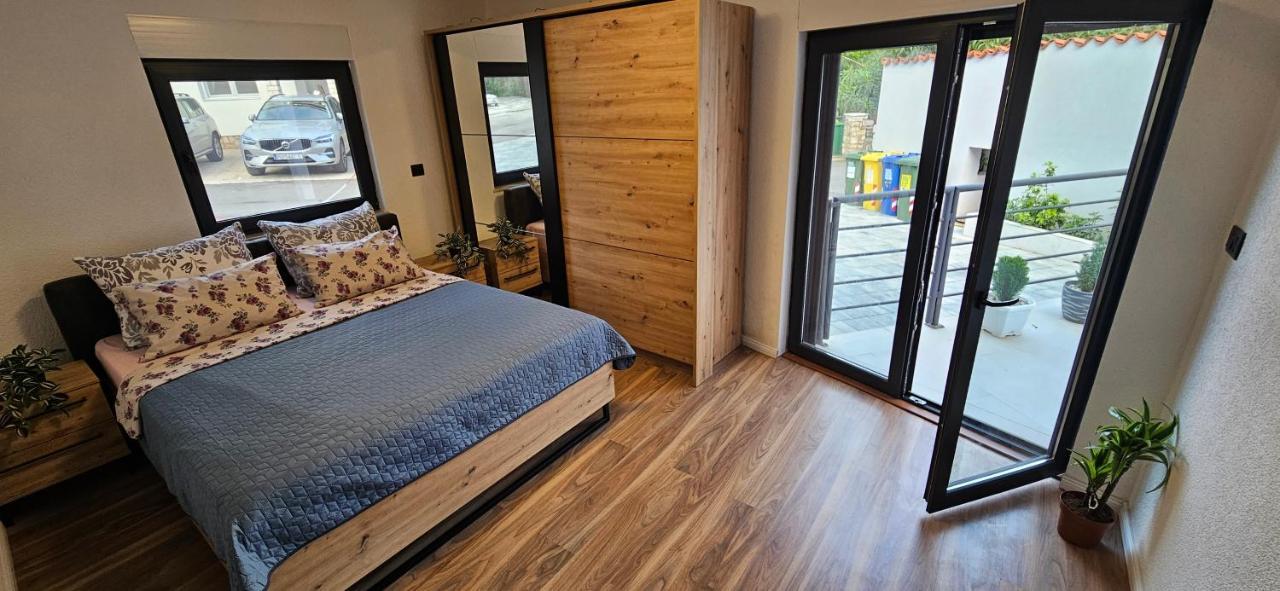 Betty Apartments Borik - Whole Ground Floor Rovinj Dış mekan fotoğraf